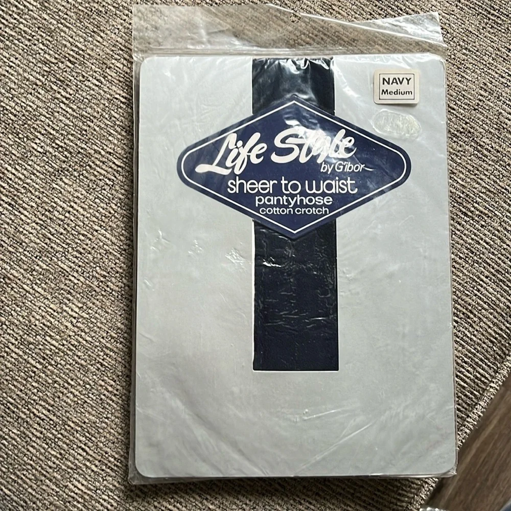 New Vintage Deadstock Life Style by Gibor Sheer to Waist Pantyhose Navy Size M